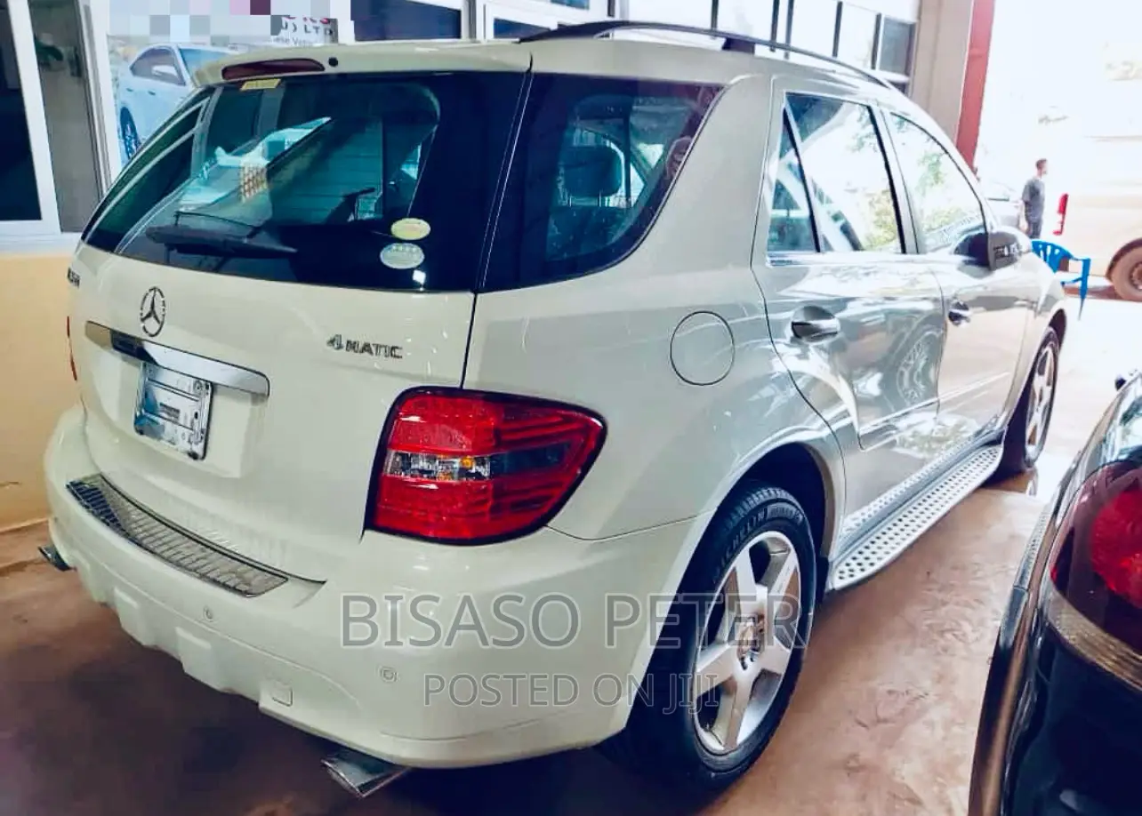 Mercedes-Benz M Class 2009 White