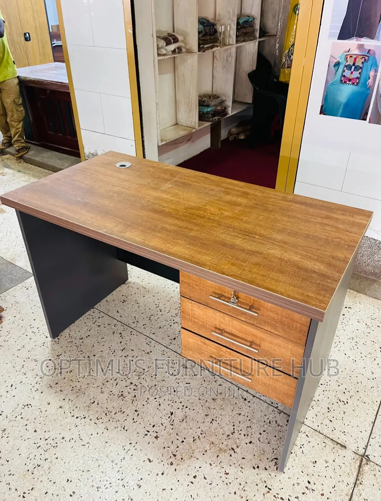 Office Desk