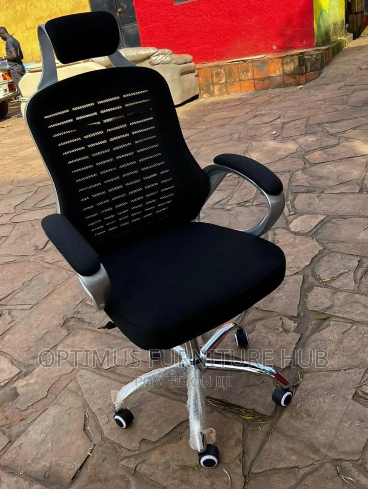 Office Chair (Headrest)