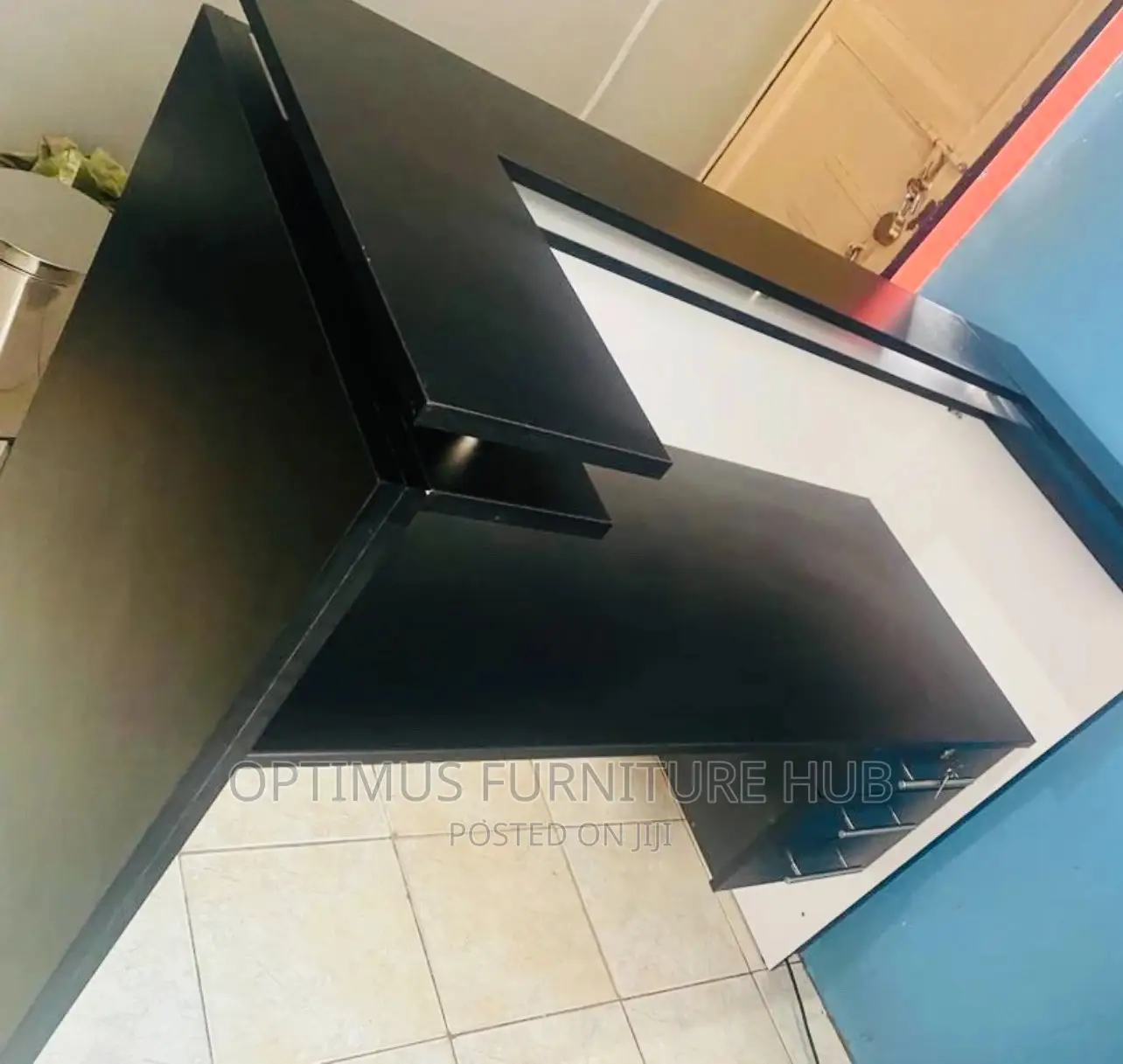Reception Desk (1.4meters)