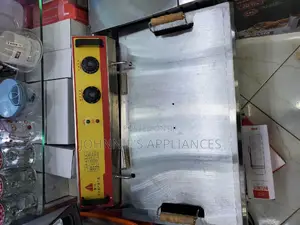 (25)L Chisp Fryer or Commercial Electric Deepfryer