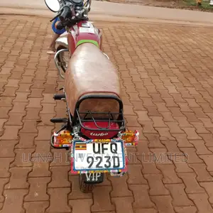 Bajaj Boxer 2023 Red