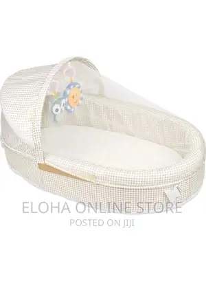 Baby Travel Bassinet With Bug Net