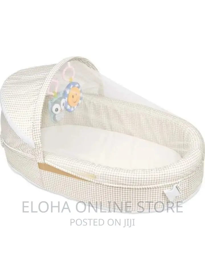 Baby Travel Bassinet With Bug Net
