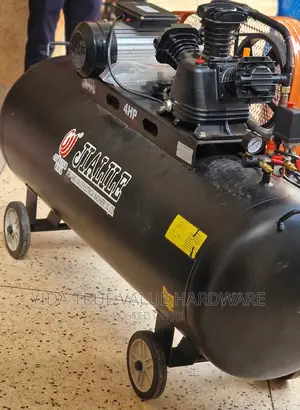 Air Compressor 300 Litres 3 Piston Head