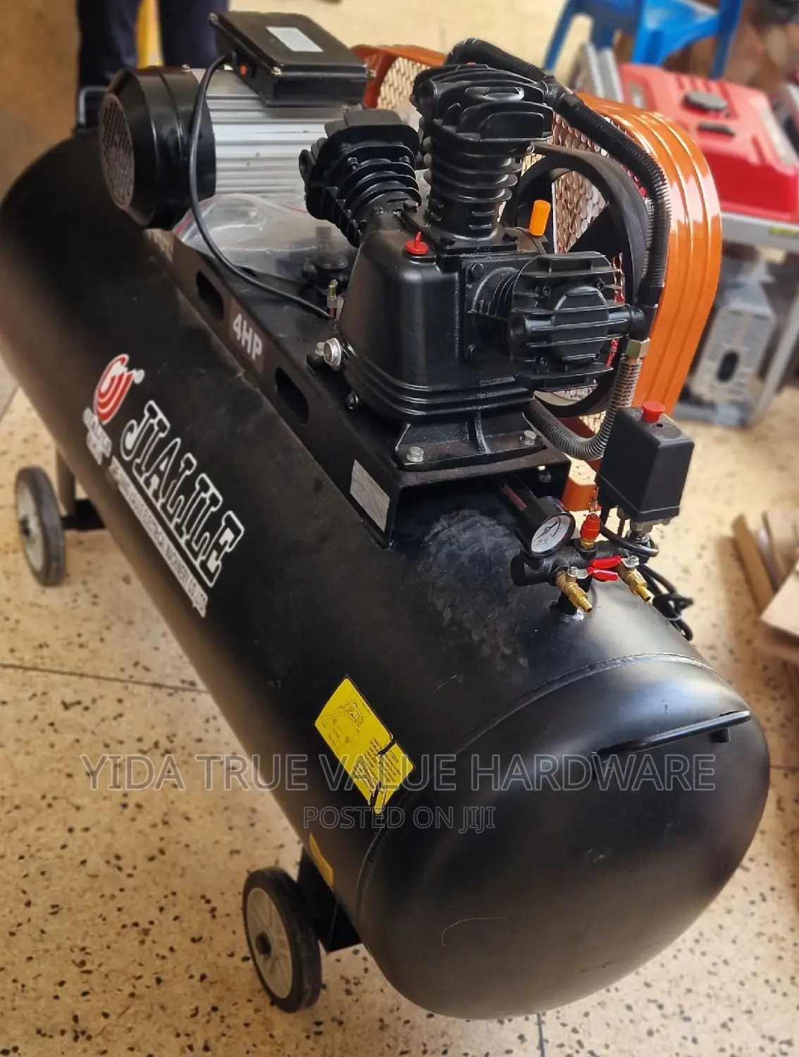 Air Compressor 300 Litres 3 Piston Head