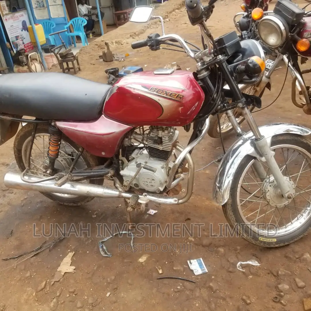 Bajaj Boxer 2021 Red