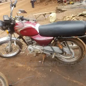 Bajaj Boxer 2021 Red