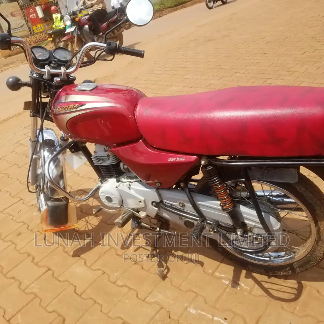 Bajaj Boxer 2022 Red