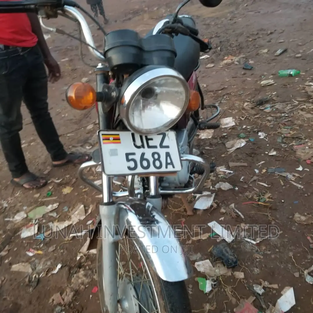 Bajaj Boxer 100 2020 Red