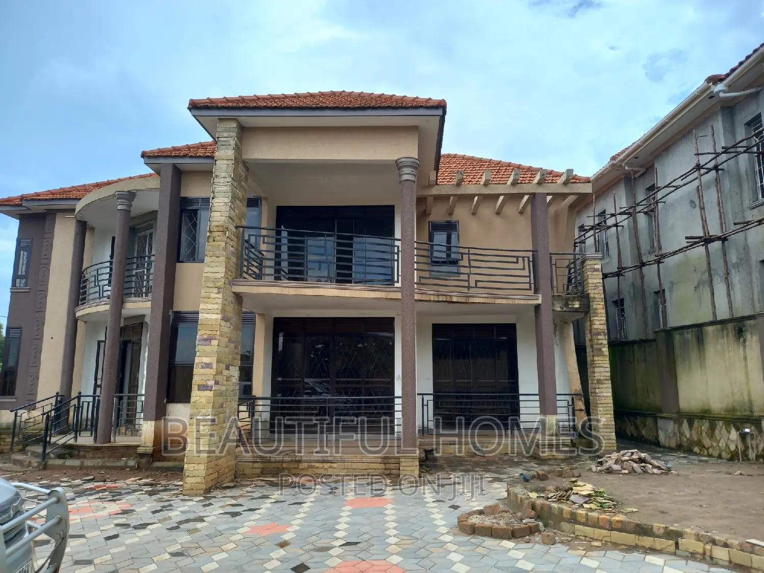 Furnished 6bdrm Duplex in Kira, Nakawa for sale