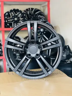 Photo - Touareg /Porsche Cayenne and Audi Q7 Size 20 Sport Rims