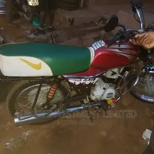 Bajaj Boxer 2022 Red