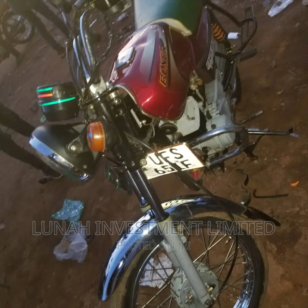 Bajaj Boxer 2022 Red