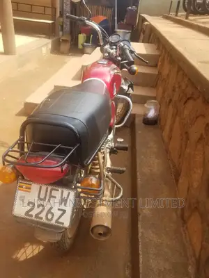 Bajaj Boxer 2023 Red