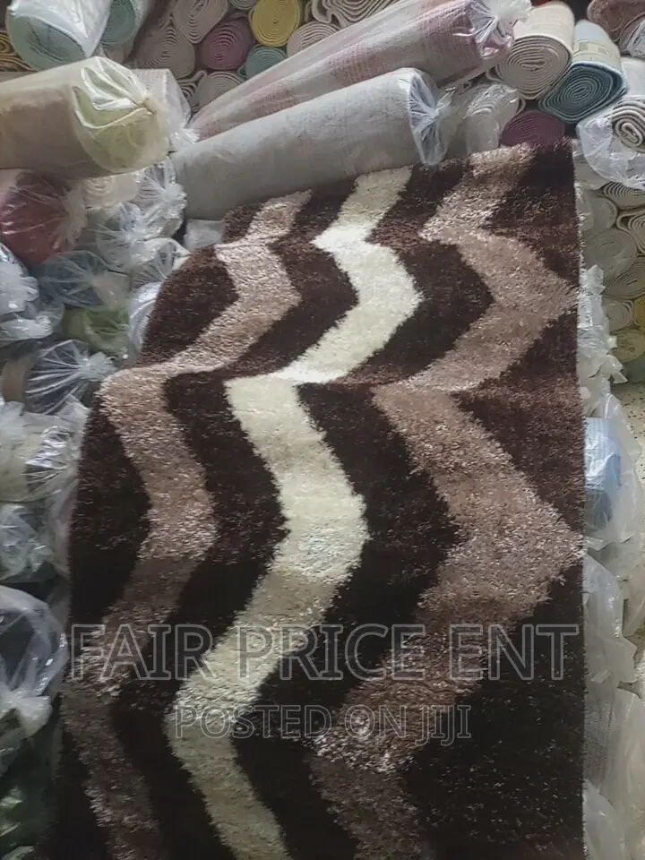Shaggy Bedsides Carpets.Medium.800cm150cm.( Brown)