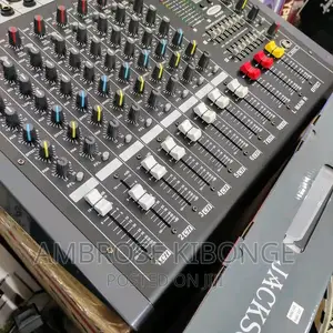 Top Sound Quality MP3 Player Support 8 Live Music Amp-Mixer.