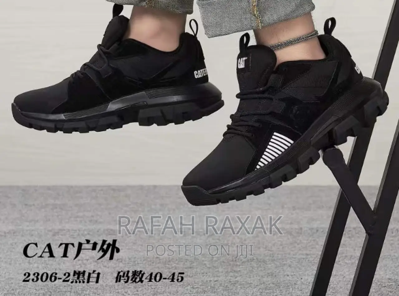 Original Classy Black Men’S CAT Sneakers