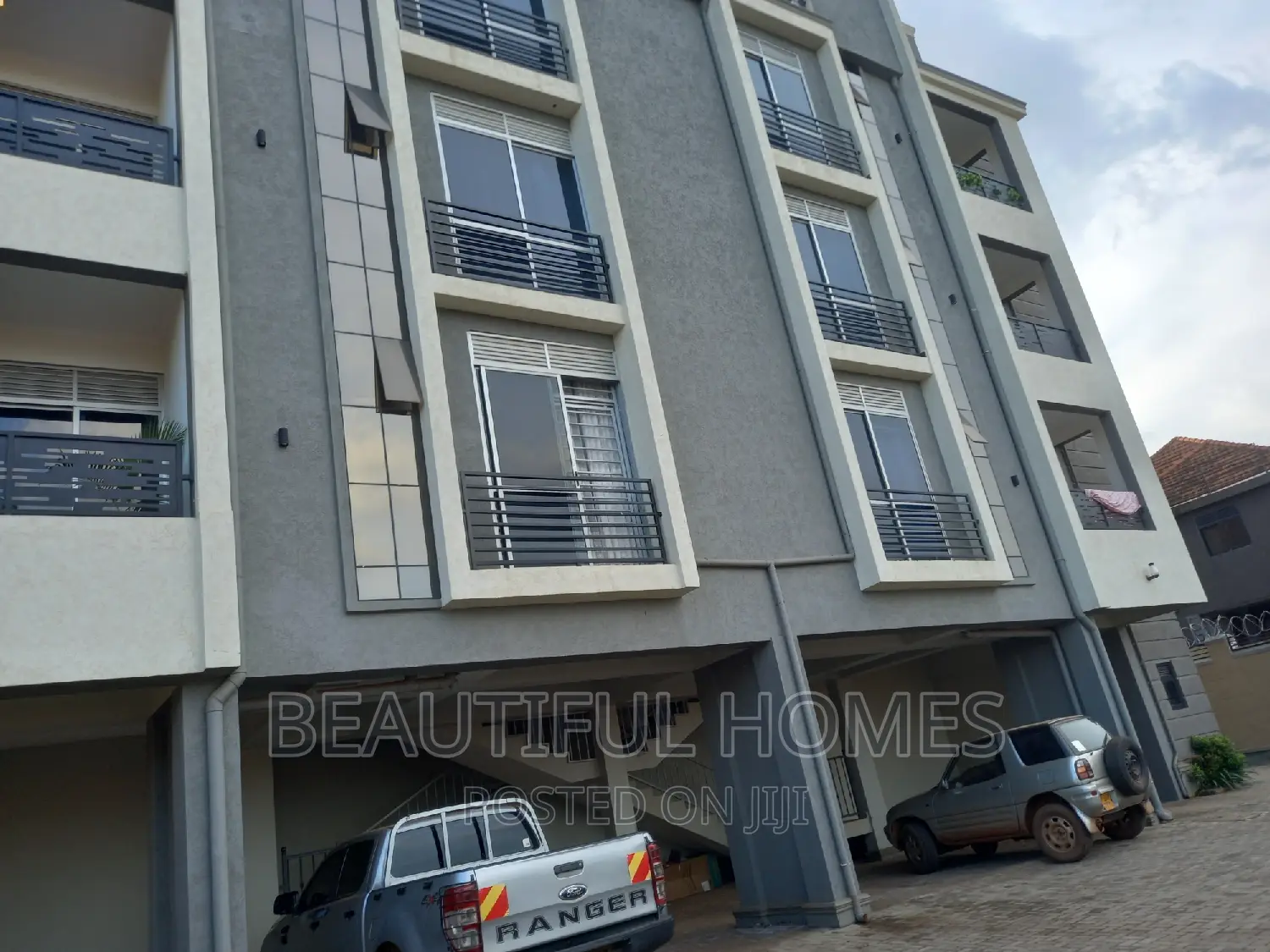 Furnished 2bdrm Block of Flats in Kisaasi, Nakawa for sale