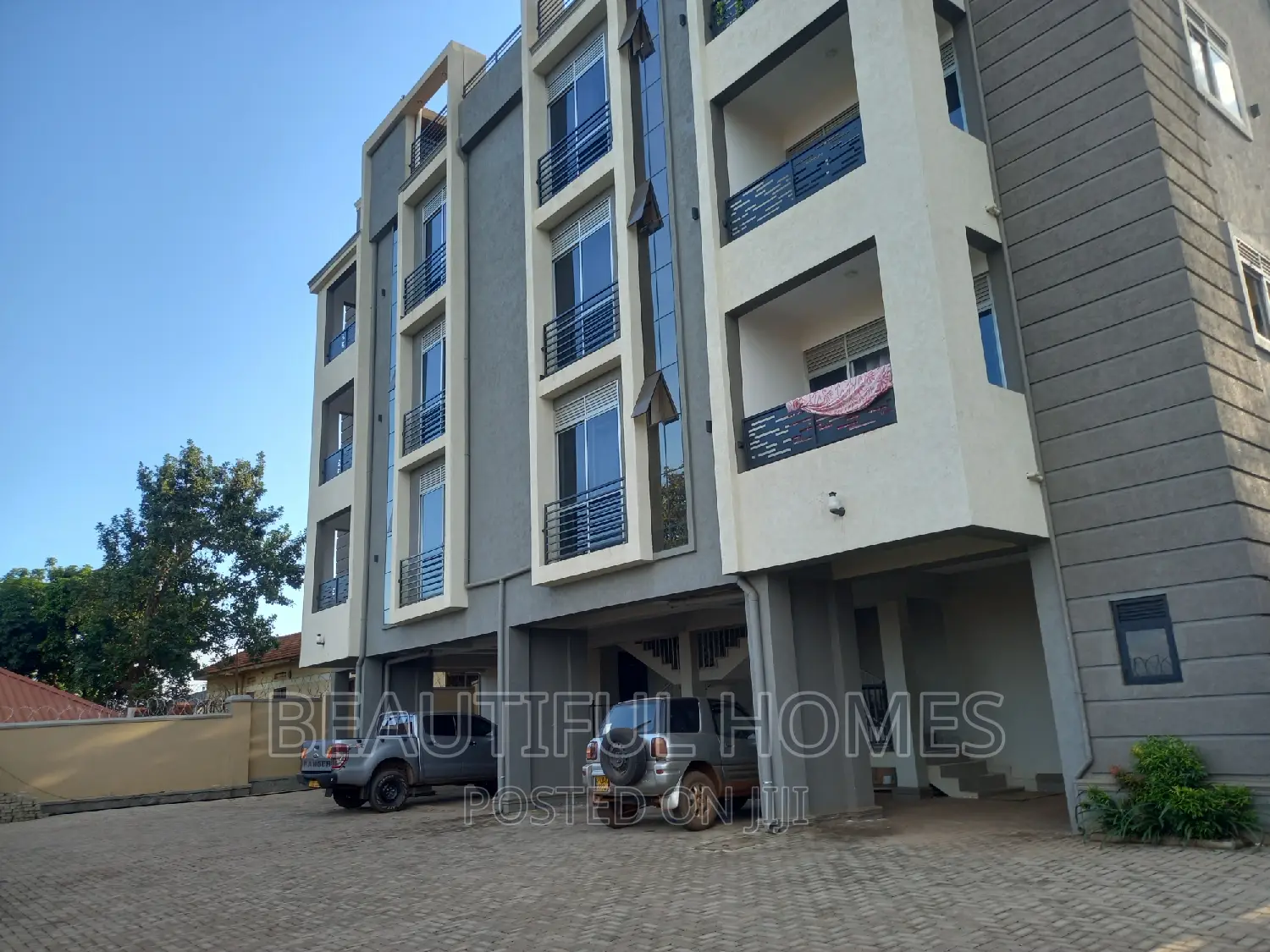 Furnished 2bdrm Block of Flats in Kisaasi, Nakawa for sale