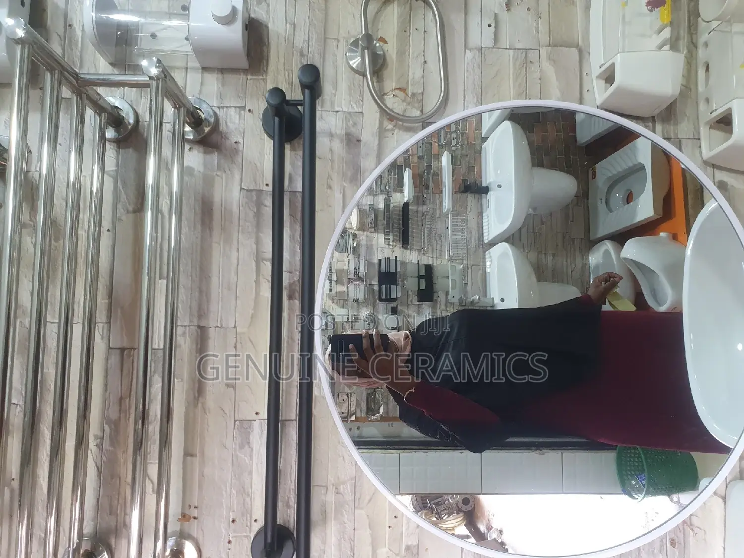 Round Mirrors
