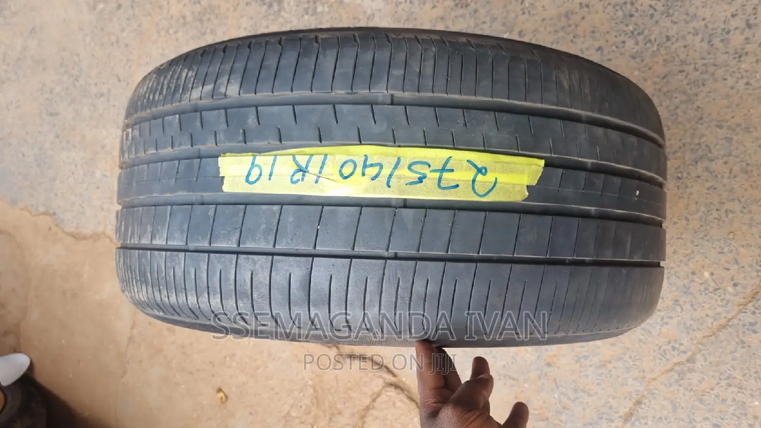 275/40r19 Foreign Used Dunlop