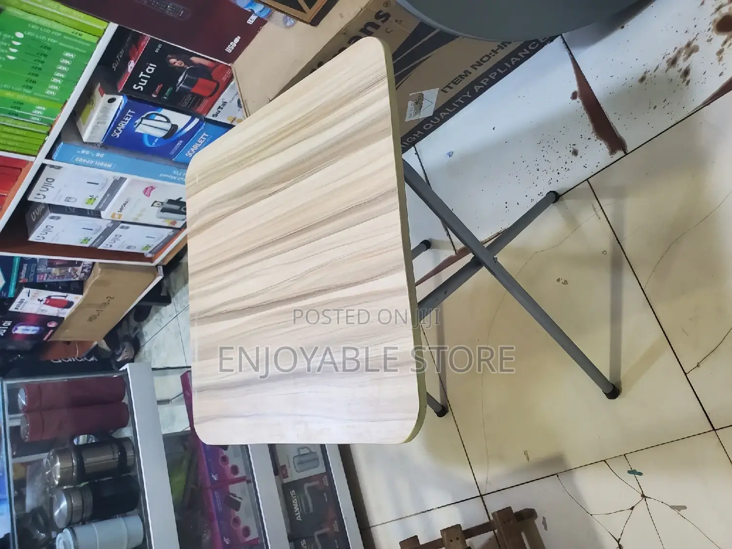 Foldable Reading Table