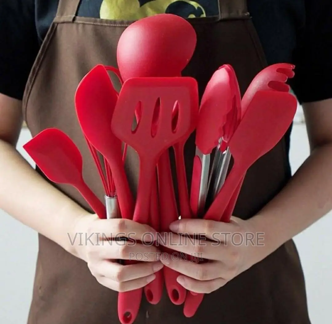 12pcs Wood Hand Silicone Kitchen Utensils