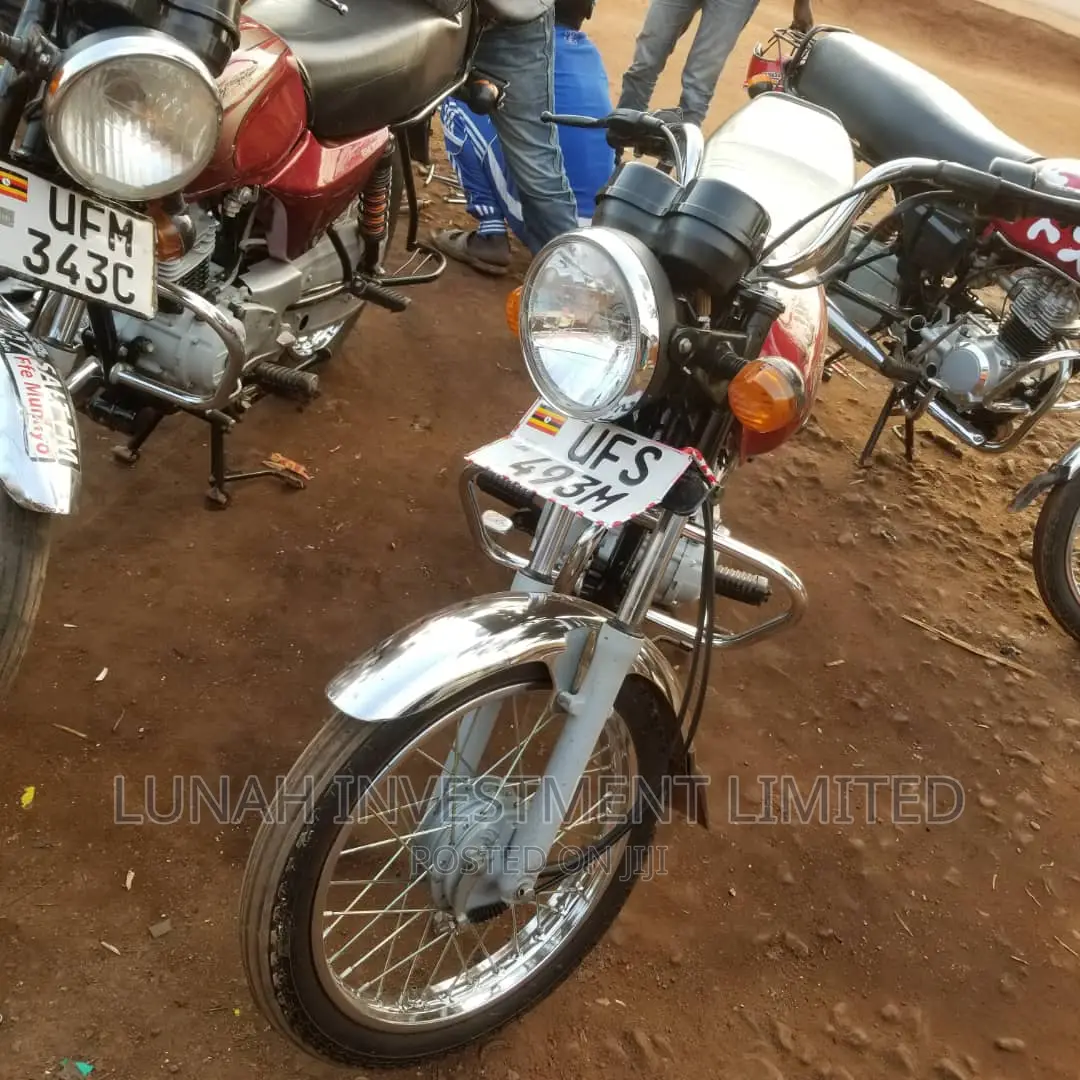 Bajaj Boxer 2023 Red