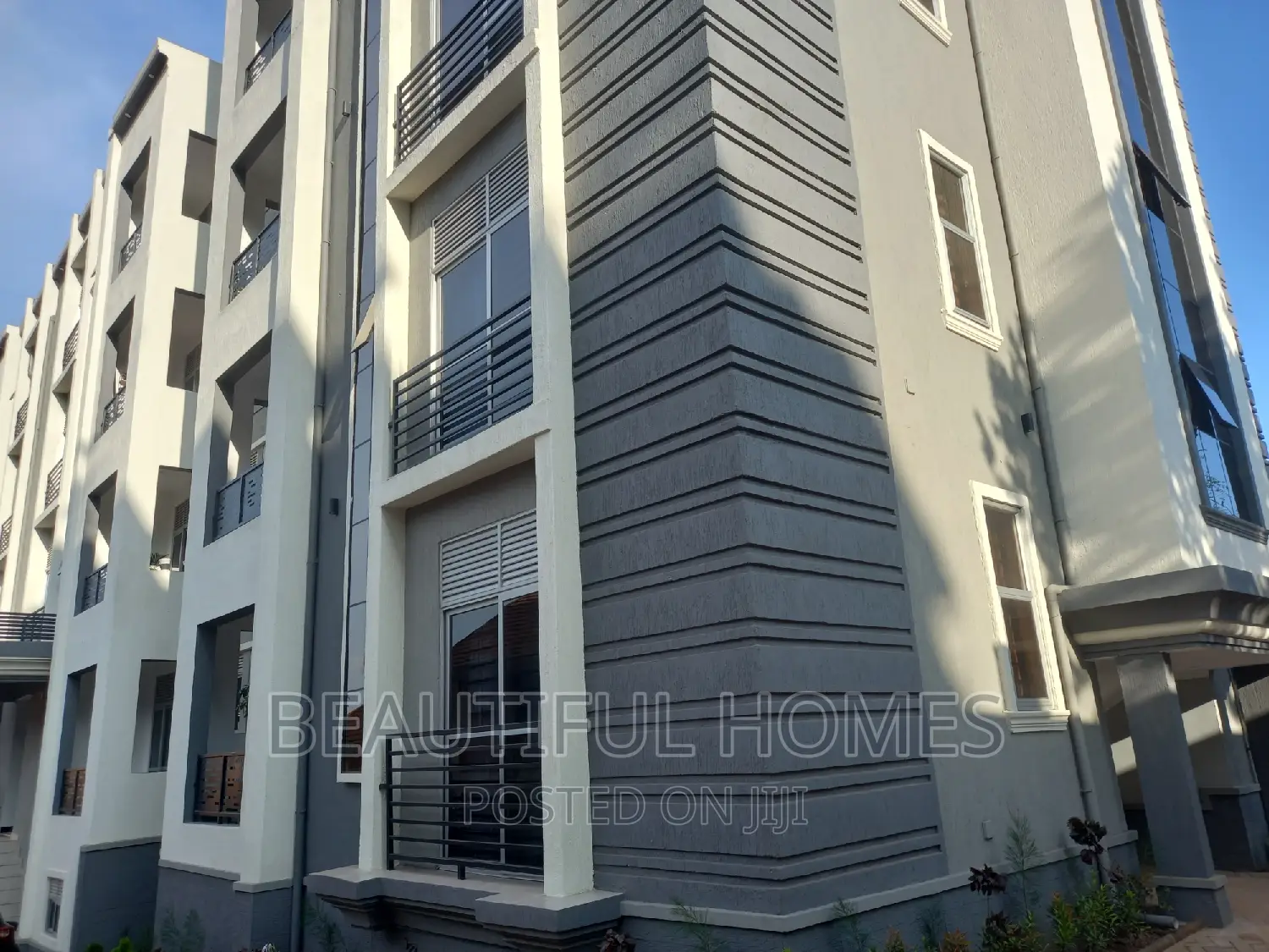 Furnished 2bdrm Apartment in Kisaasi, Nakawa for sale