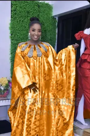 Free Fitting African Print Dress