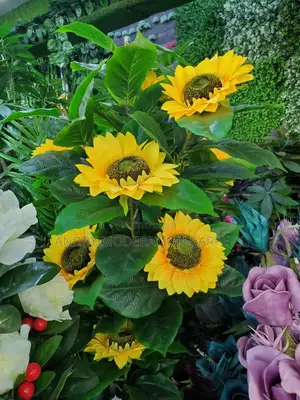 Artificial Plants and Flowers