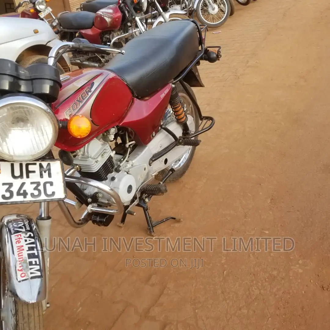 Bajaj Boxer 2022 Red