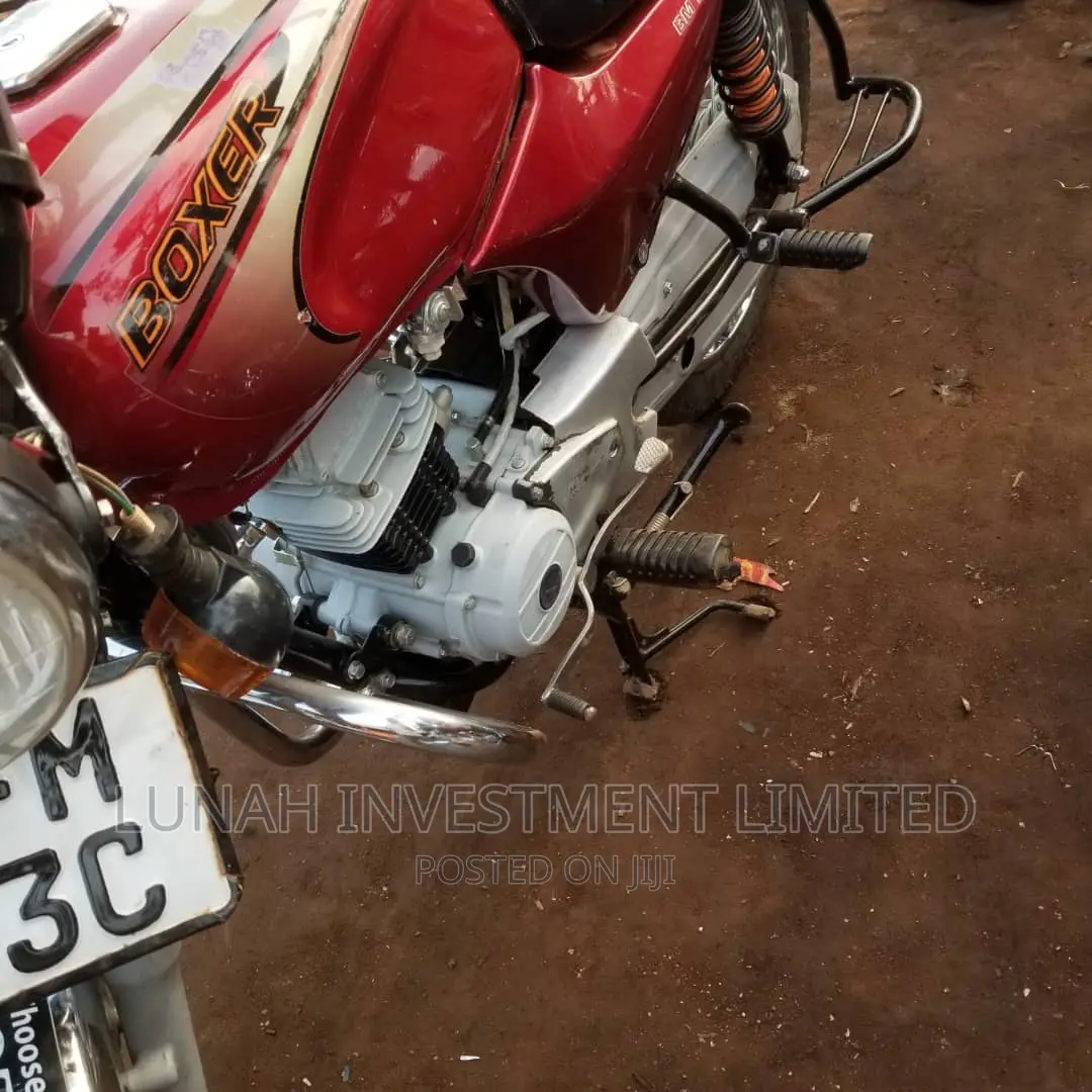 Bajaj Boxer 2022 Red
