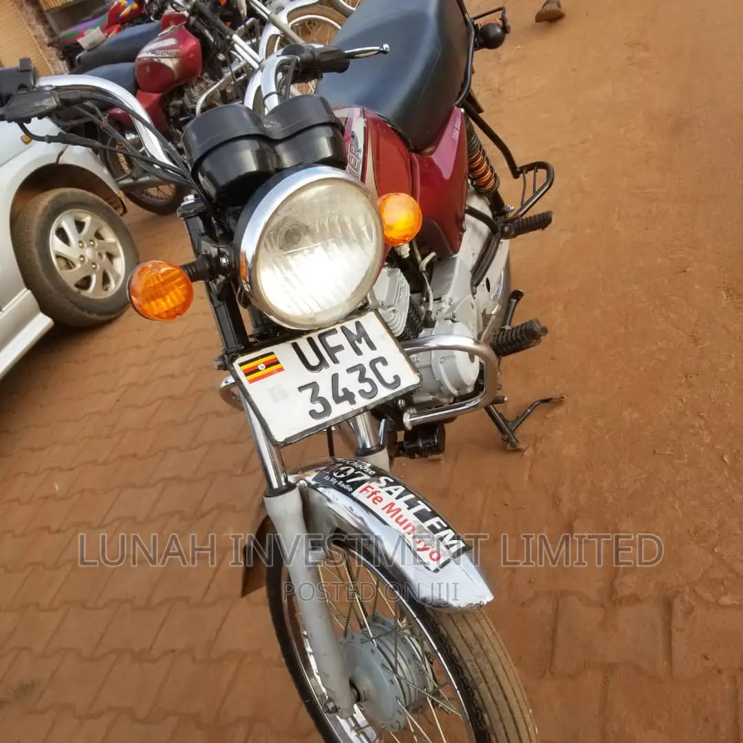 Bajaj Boxer 2022 Red