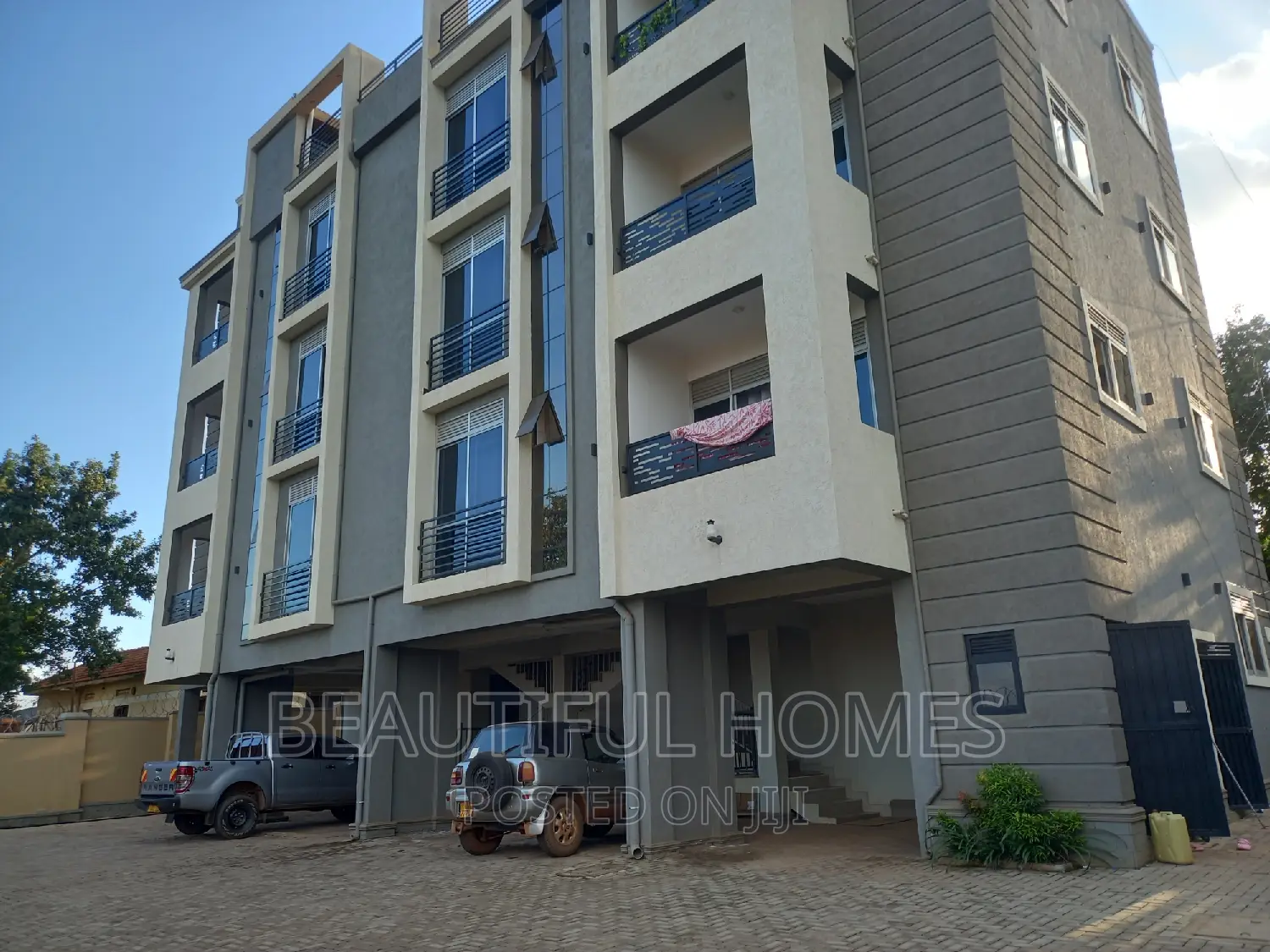 Furnished 2bdrm Apartment in Kisaasi, Central Division for sale