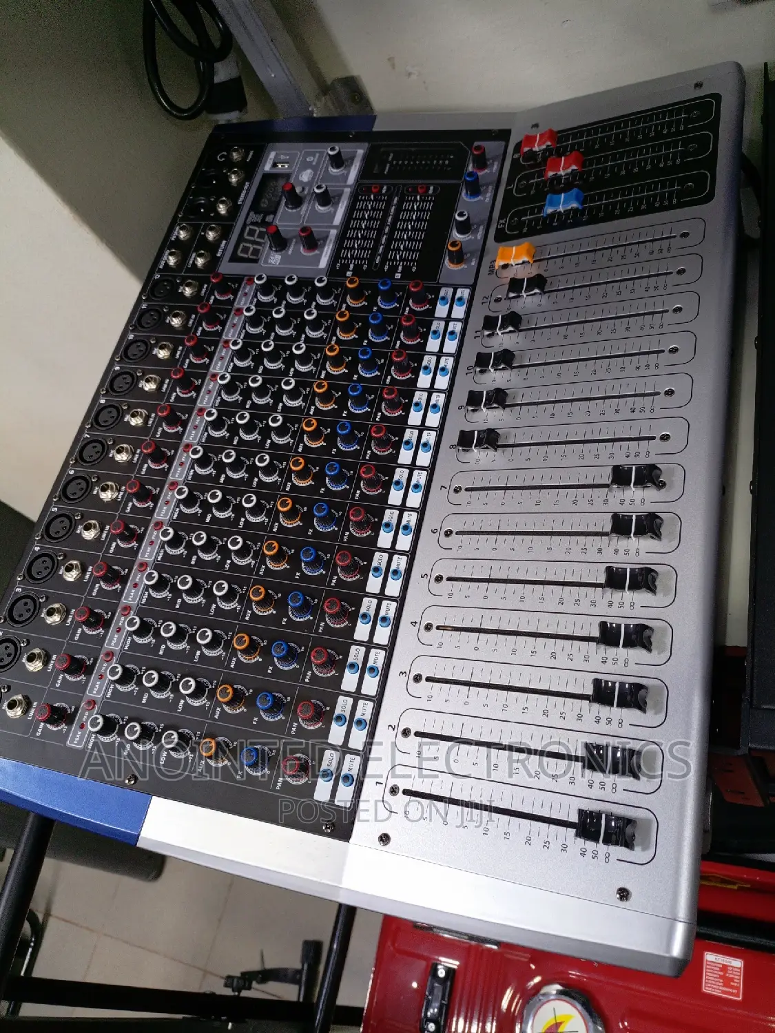 Music Mixture 12 Channels
