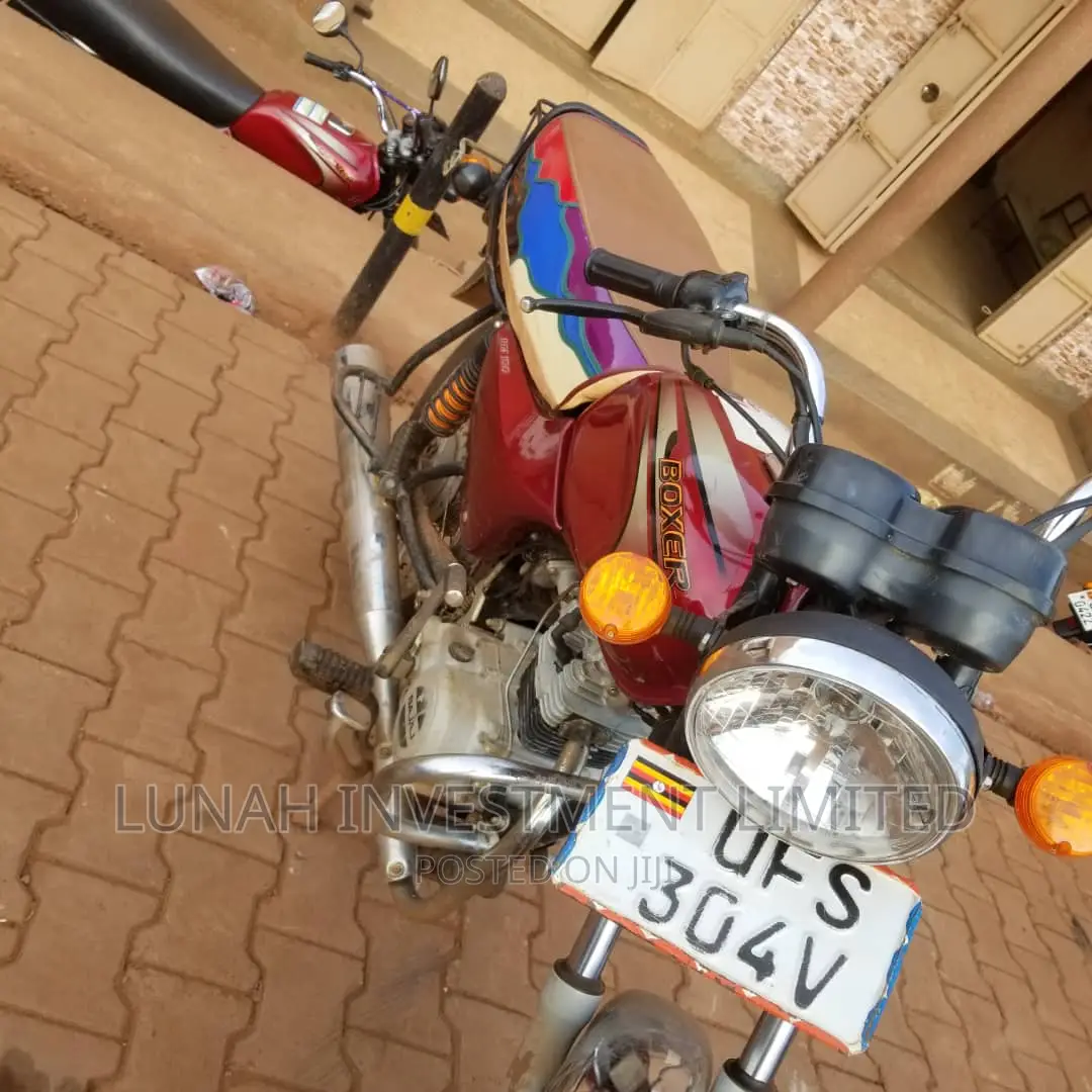Bajaj Boxer 100 2023 Red