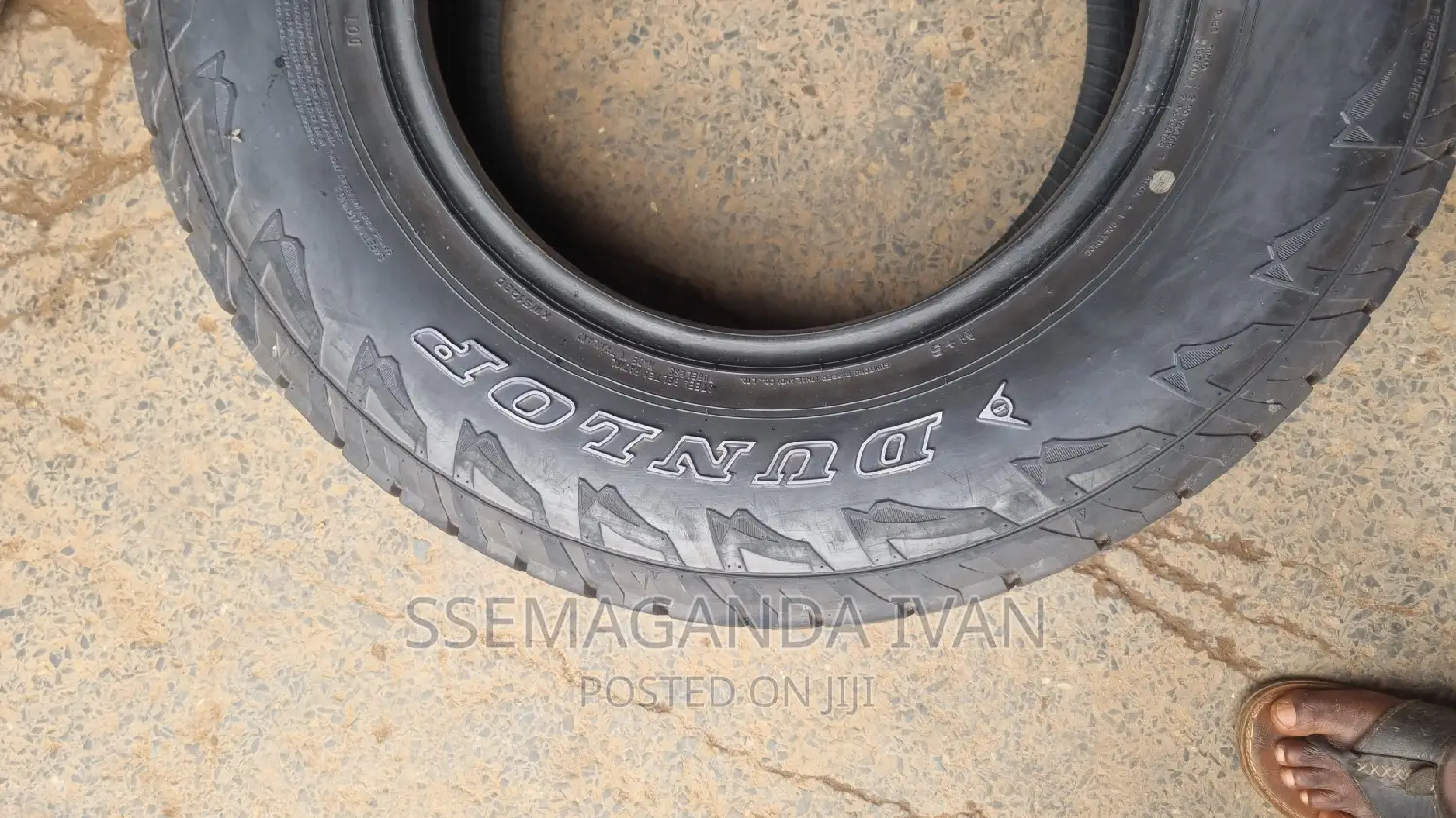 255/70r16 Dunlop Foreign Used in Good Condition