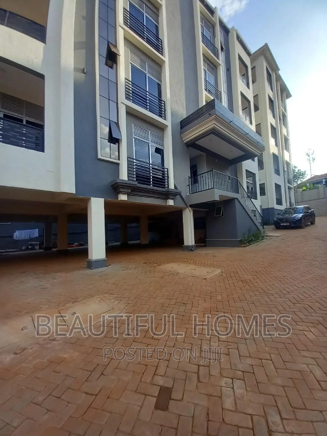 Furnished 2bdrm Block of Flats in Kisaasi, Nakawa for sale