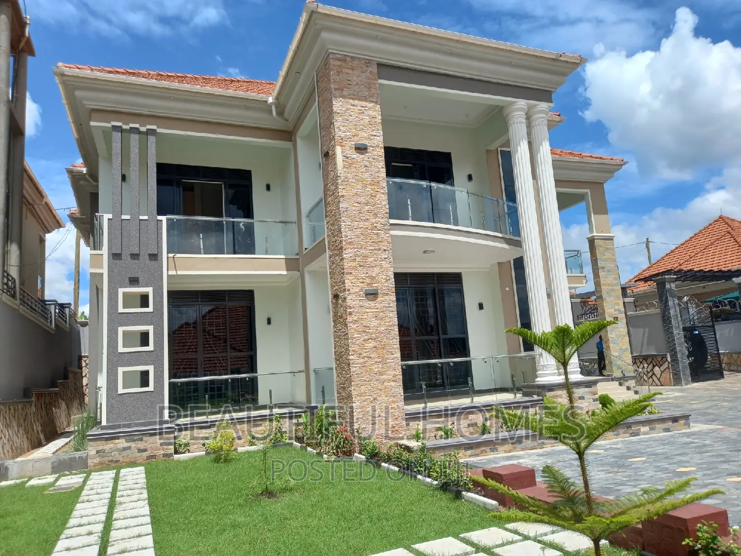 Furnished 6bdrm Mansion in Kira Tarmacked, Nakawa for sale