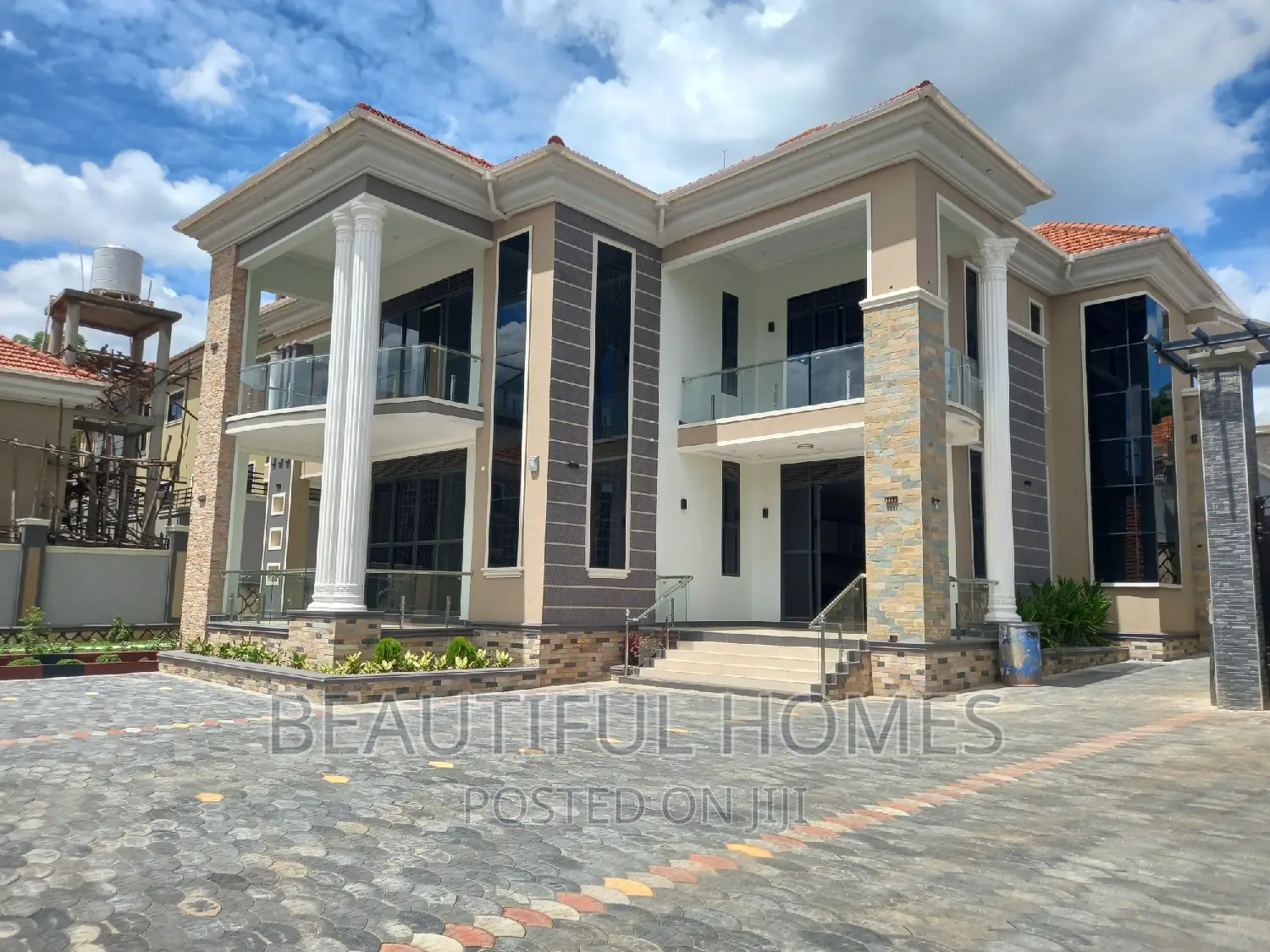 Furnished 6bdrm Duplex in Kira Ministers for sale