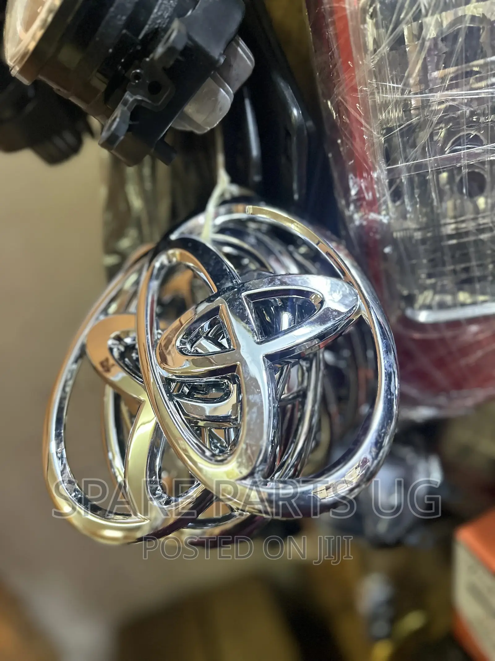 Toyota Hilux / Landcruiser Logo