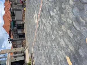 Furnished 6bdrm Mansion in Kira Organised for sale