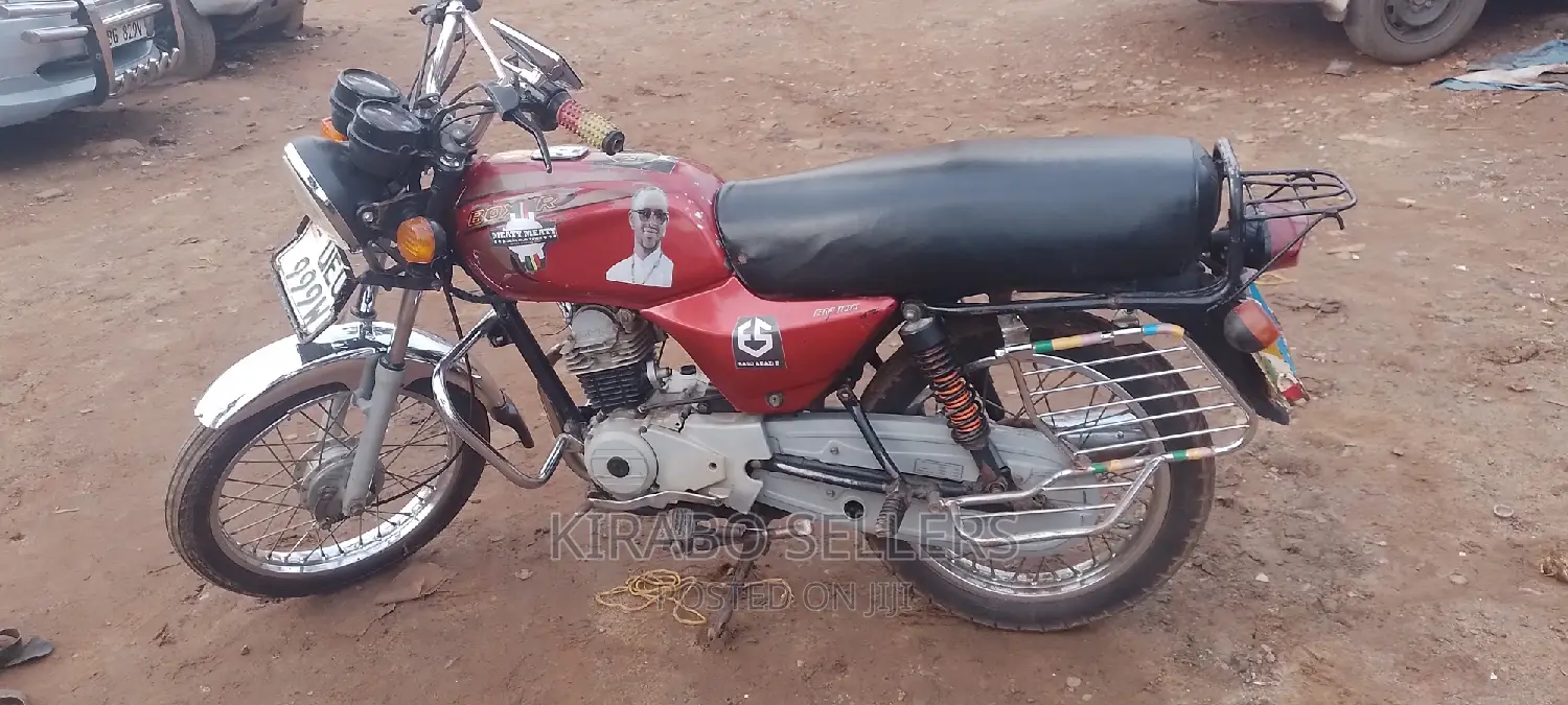 Bajaj Boxer 2018 Red