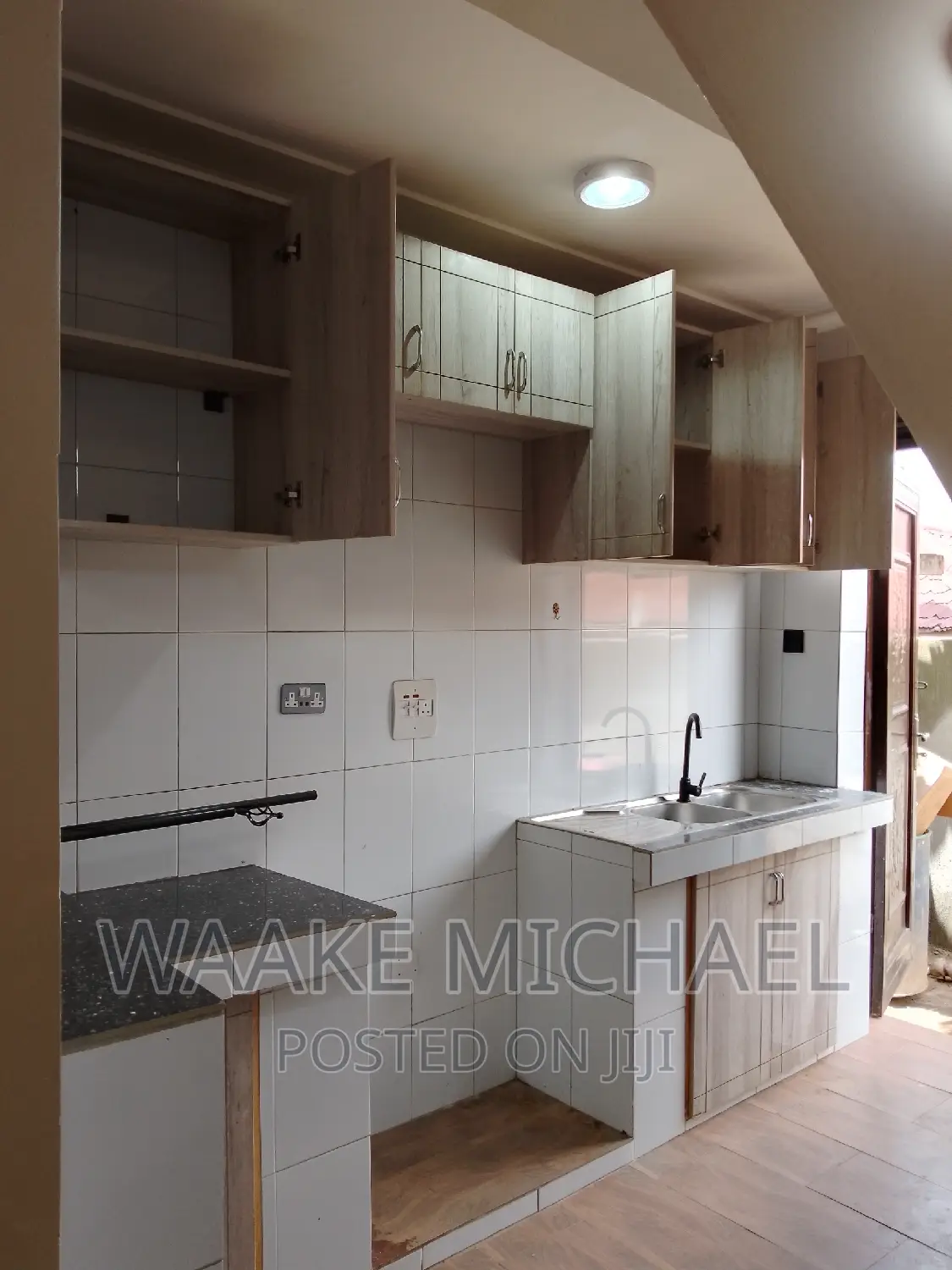 3bdrm Duplex in Kira Nsasa Estate, Wakiso / Wakiso for rent