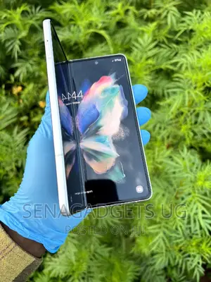 Samsung Galaxy Z Fold 3 256 GB Silver