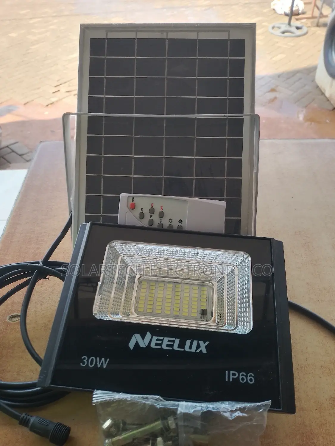 30w Neelux Led Solar Flood Lights