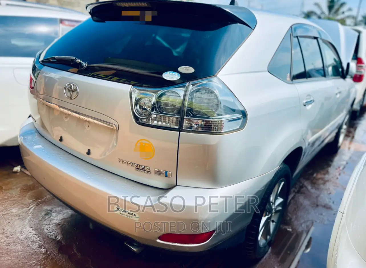 Toyota Harrier 3.3 Hybrid 4WD 2011 Silver