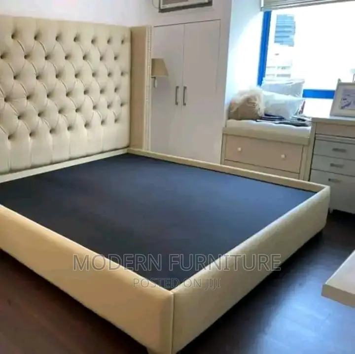 Modern Dressed Bed of 5 X 6 Feet Call